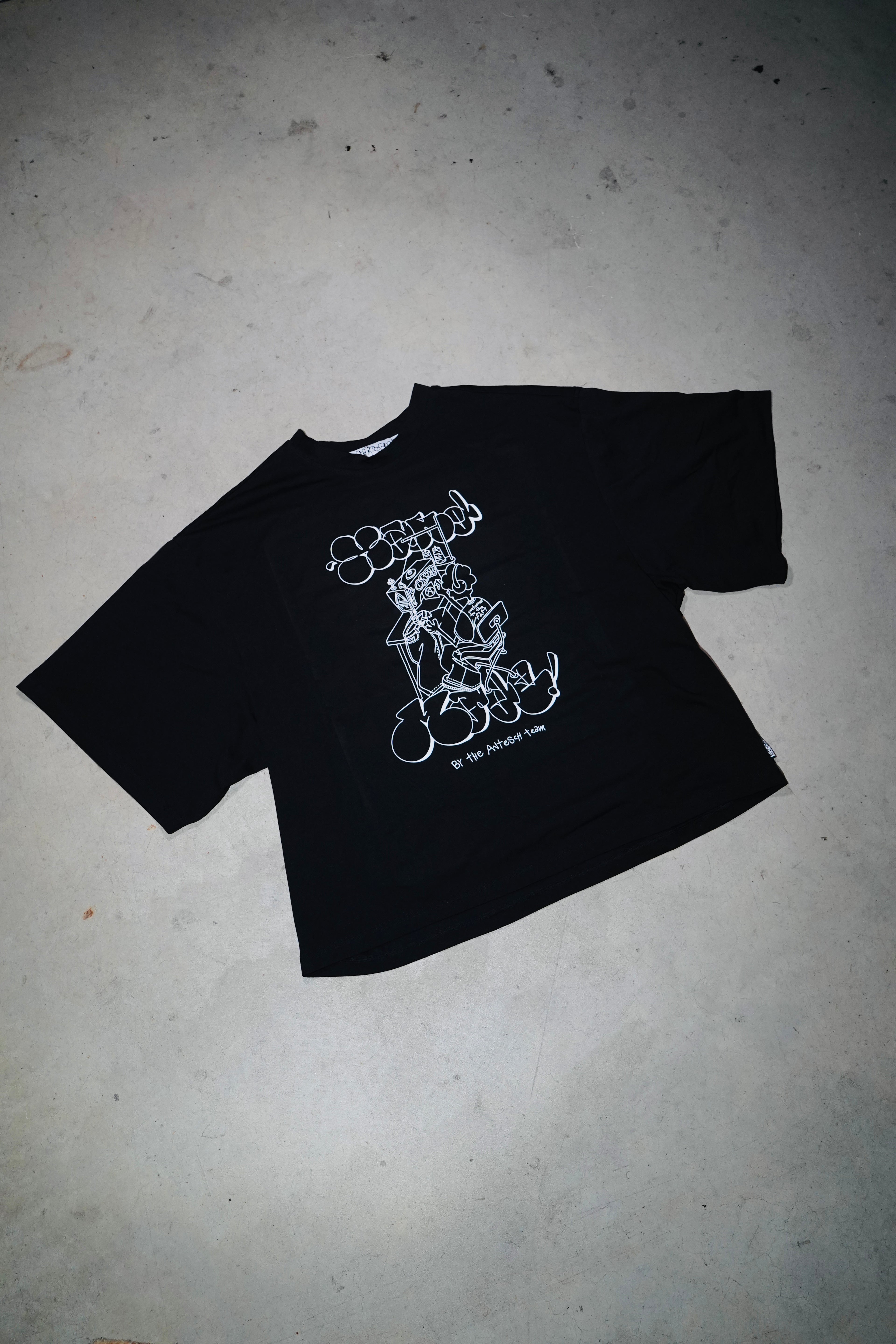 Sewing-Man Tee Black