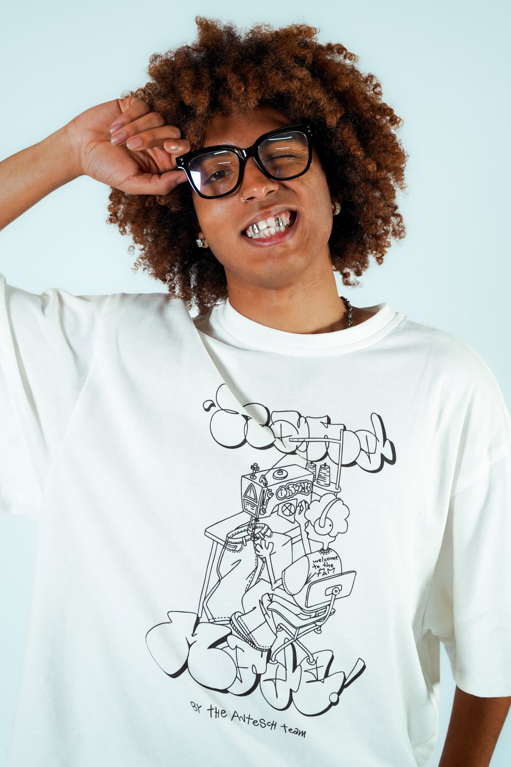 Sewing-Man Tee White