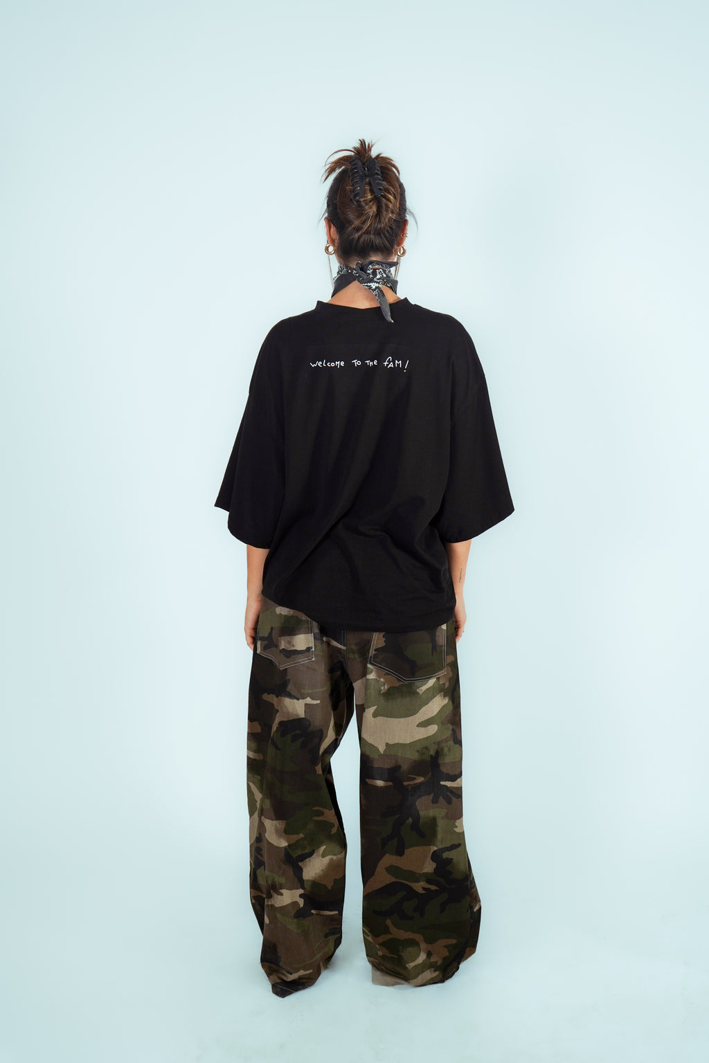 Sewing-Man Tee Black